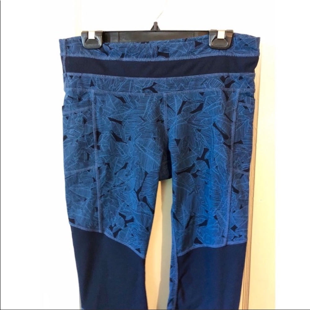 Athleta Blue Patterned Leggings - Picture 5 of 8